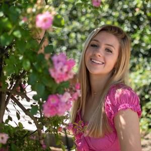 Meet your Posher, Emma